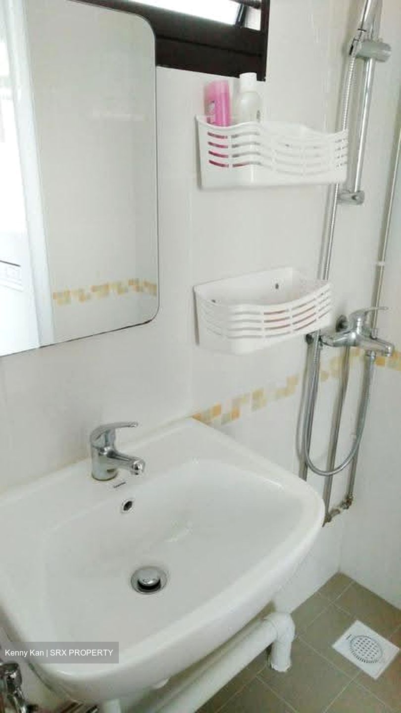 Blk 260 Jurong East Street 24 (Jurong East), HDB 4 Rooms #623625171